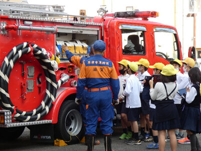 消防団員の活動写真