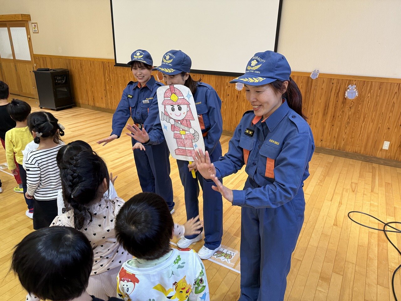 消防団員の活動写真